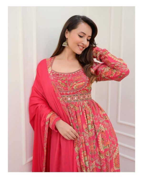 Anarkali gown set - Image 6