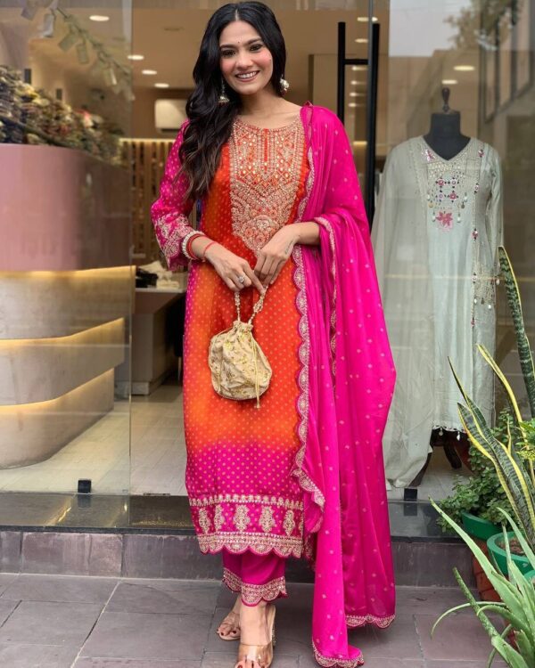 Bandhni print with mirror work - Image 8