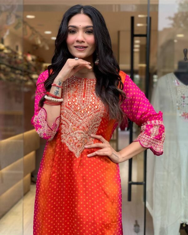 Bandhni print with mirror work - Image 11