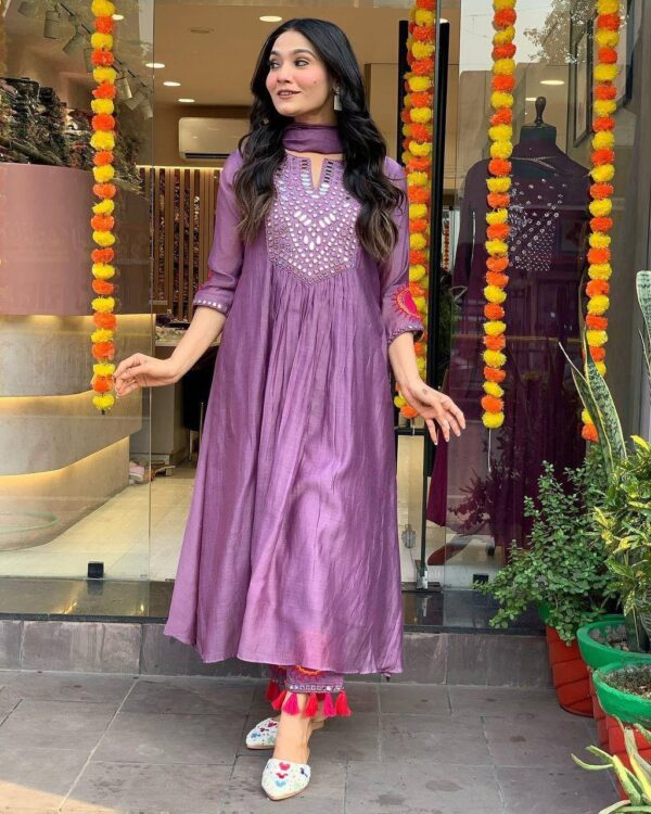 Embroidery & Mirror Work in kurti - Image 9