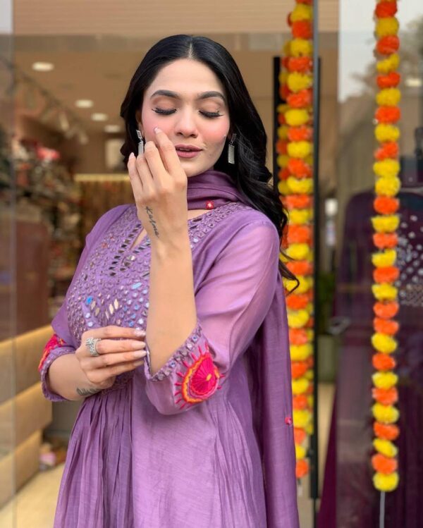 Embroidery & Mirror Work in kurti - Image 15