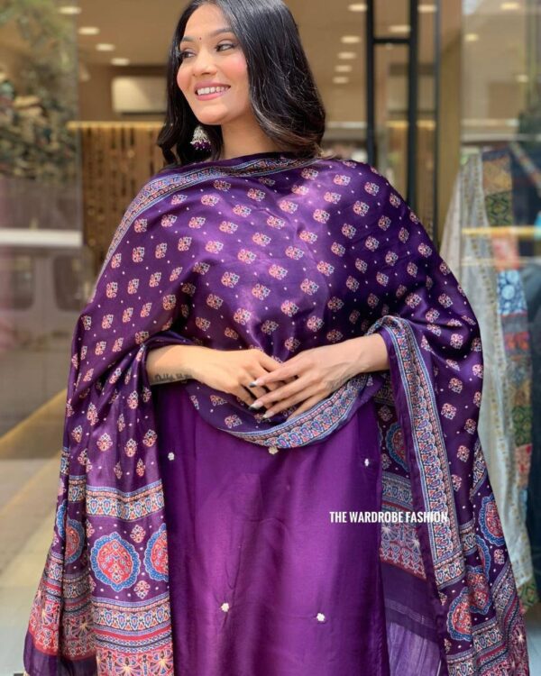 Purple suit set with heavy dupatta set - Image 7