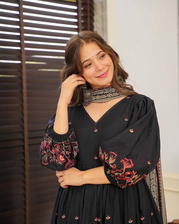 Anarkali gown - Image 2