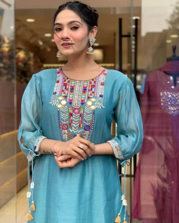 Elegant Embroidered Kurta Set for Women - Image 17