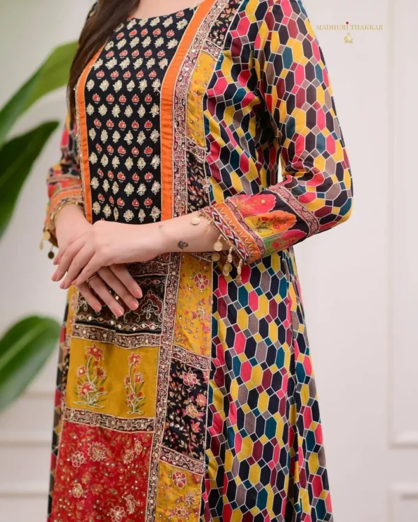 Multicolor Patchwork Kurta Set with Navy Blue Dupatta - Image 2