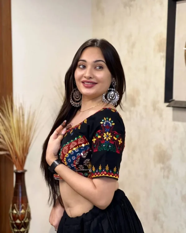 Navratri- Black Embroidered Chaniya Choli with Red Dupatta - Image 5