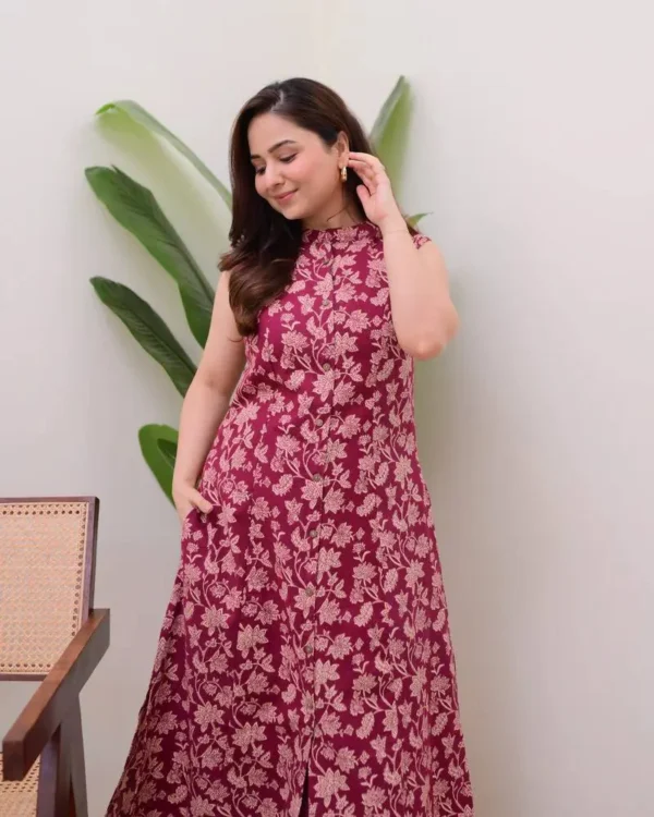 Summer-ready kurti set in maroon with sleeveless design and traditional floral block print