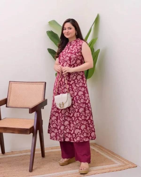 Elegant Sleeveless Kurti Set - Image 4
