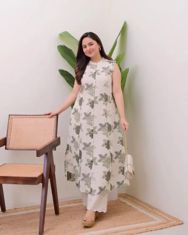 sleeveless kurti highlighting slit detail and airy cut