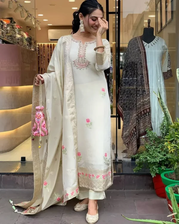 Off-white shimmer jacquard suit with floral detailing