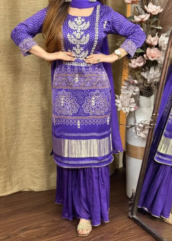 Purple Chinon Kurta Set with Bandhani Print & Gold Embroidery - Image 5