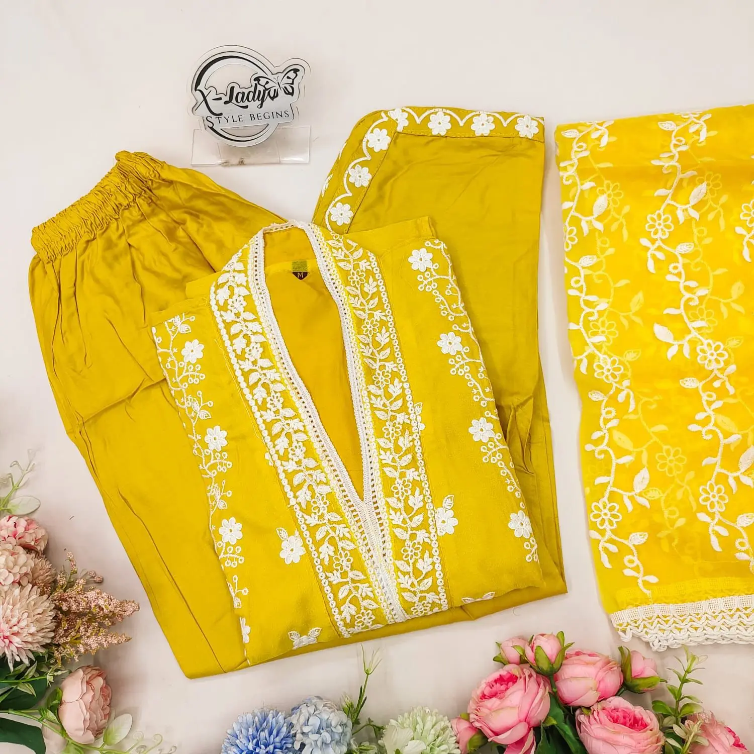 Yellow Pakistani Style Embroidered Suit Set - Image 2