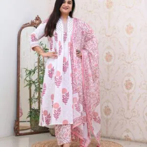 Cotton suit for summer