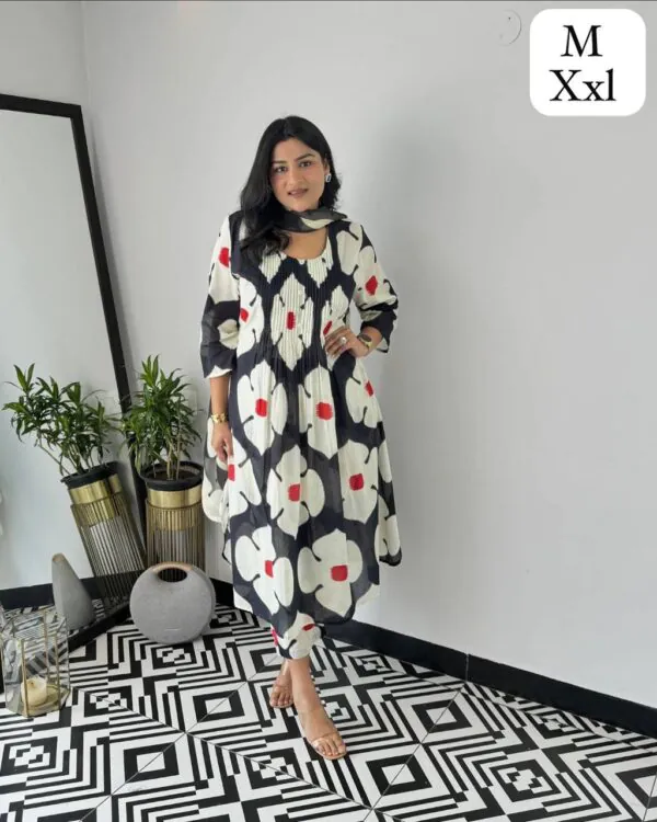 Floral gerorgette anarkali gown dupatta with pant - Image 2